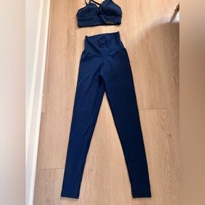 Blue High-Waisted Leggings Activewear Gym Workout  Set Size Medium